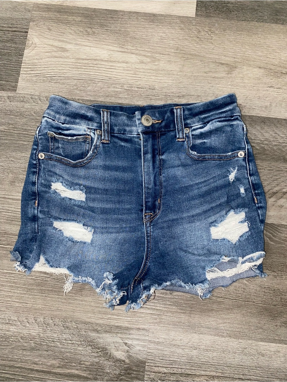 American eagle Womens distressed dark wash denim shorts size 2